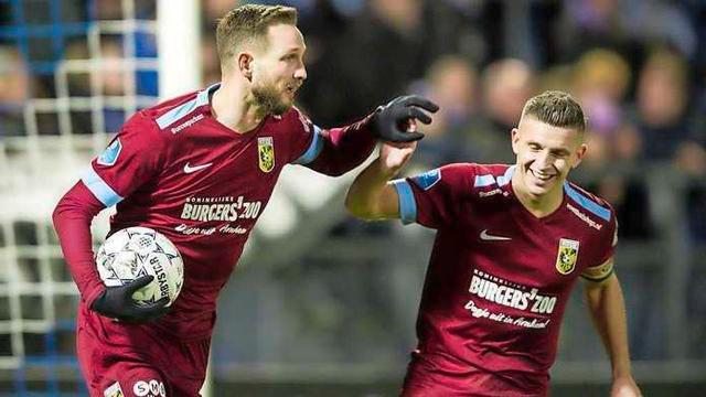 精神同样突 精神同样突